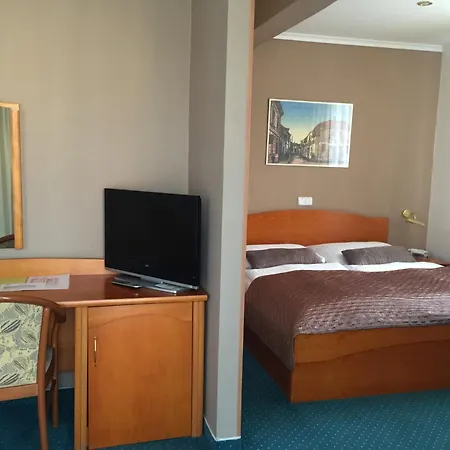 Hotel Dukla 4*
